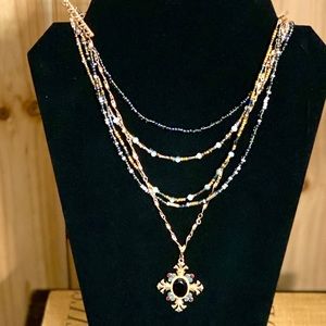 Stunning Necklace with Pendant